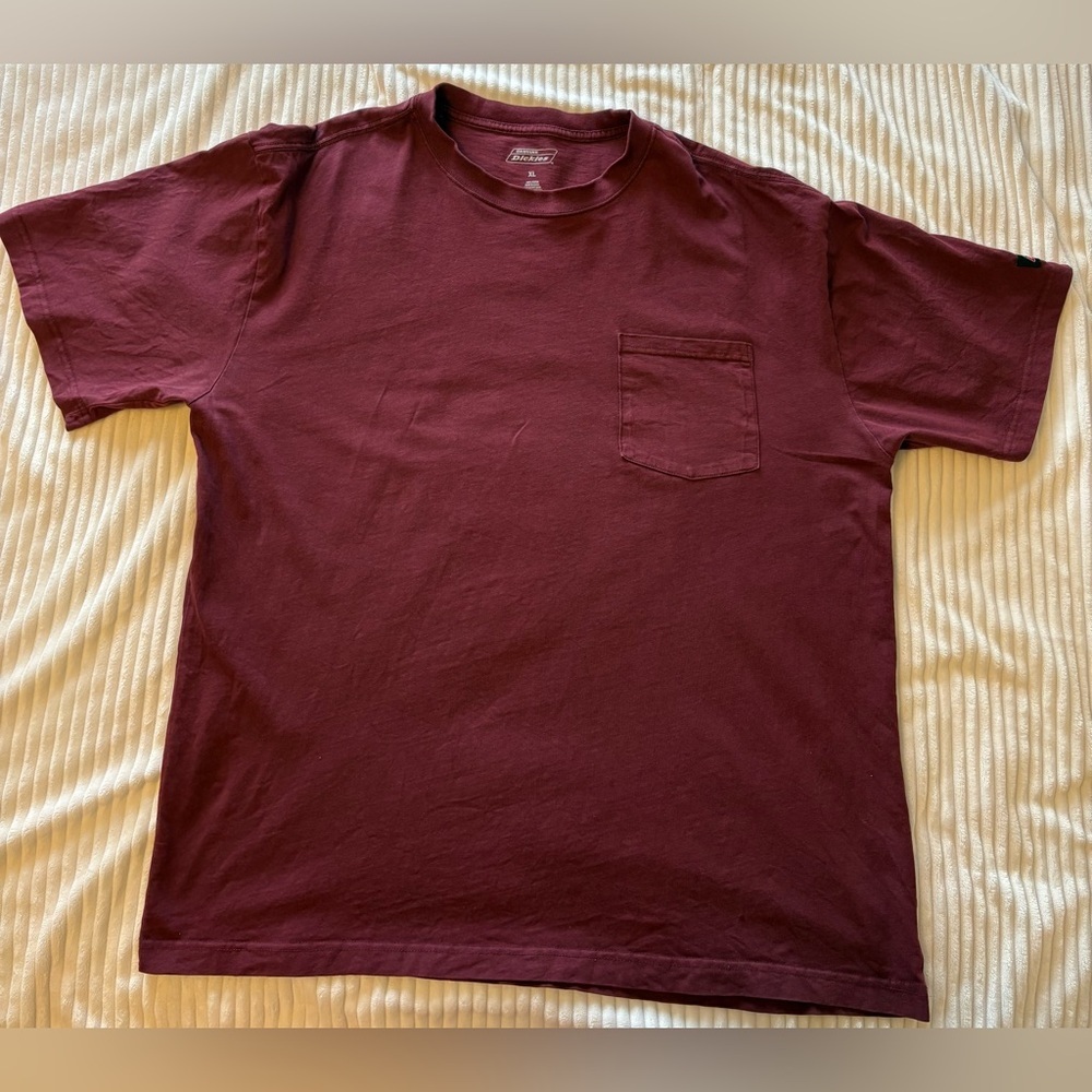 Dickies Short Sleeve Pocket Tee in Maroon Size XL